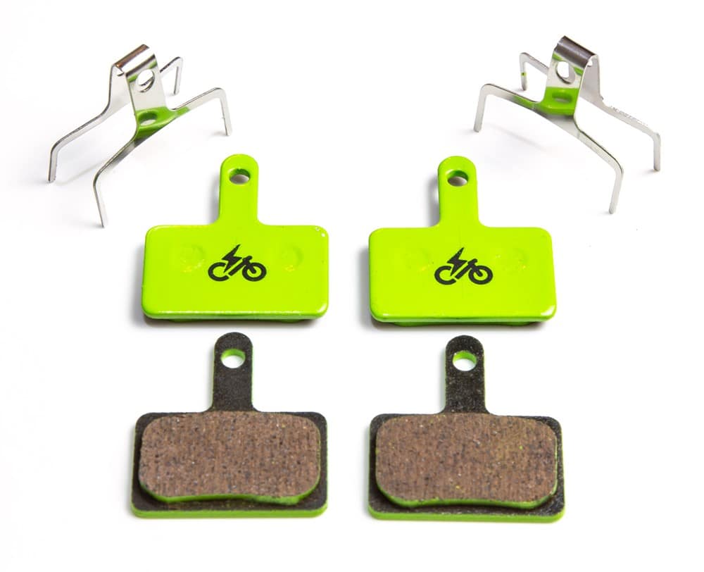 CLARKS EVRS811 pusiau metalinės elektrinių dviračių diskinių stabdžių kaladėlės, skirtos SHIMANO/TEKTRO &TRP (Shimano Deore BR-M515, M475, M525, M465, M495. Tektro Draco, Dorado, Orion, Auriga, Aquilla. TRP Spyre, Hylex. Clarks HD-M3000, Clout, e-Clout, M2 (F and O))