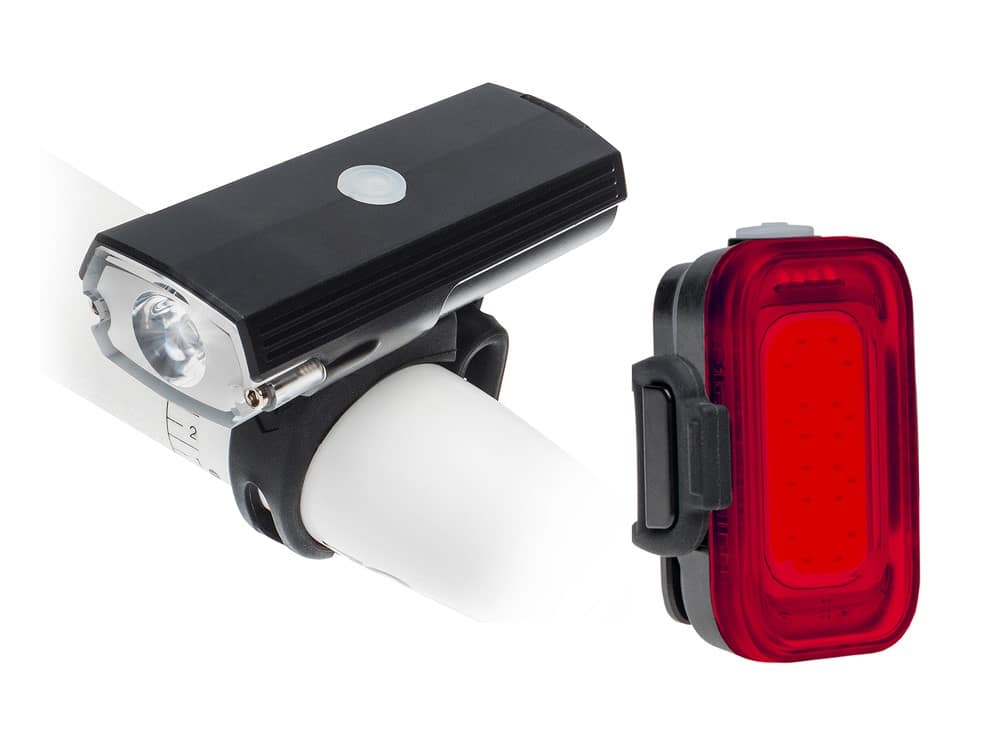 Zestaw lampki BLACKBURN DAYBLAZER 550 FRONT GRID REAR przód 550 lumenów, tył 40 lumenów black (NEW 2026)