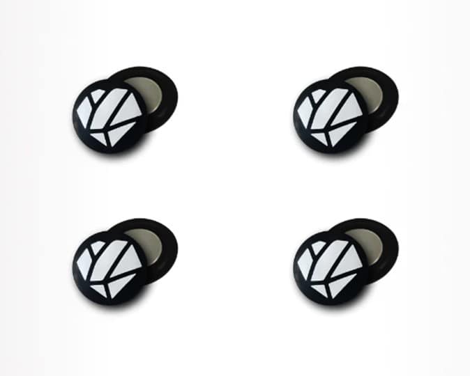 Magnetyczne uchwyty SHAPEHEART MAGNETIC BIB HOLDER do umieszczania numeru startowego na odzieży (NEW)