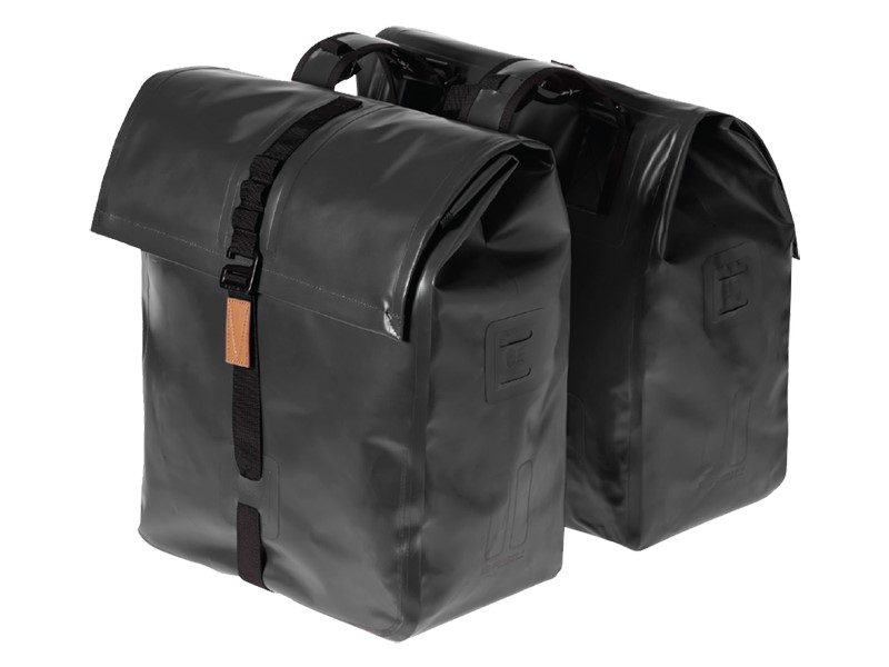 Sakwa podwójna BASIL URBAN DRY DOUBLE BAG 50L, Universal Bridge System, poliester, wodooporna, matt black (NEW)