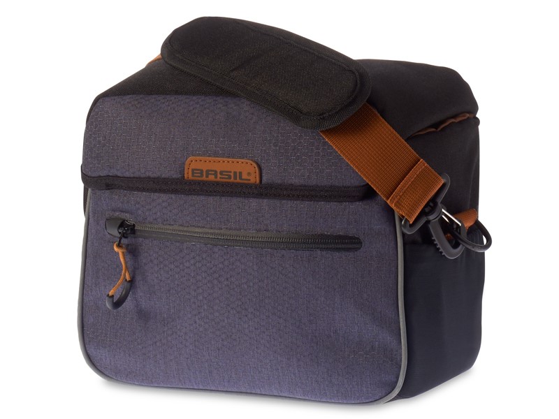 Rankenos krepšys BASIL MILES HANDLEBAR BAG 6L, 100% atsparus vandeniui tamsiai mėlynas + tvirtinimo plokštelė krepšiui BASIL BASEASY (be laikiklio) (IŠPARDAVIMAS -50%)