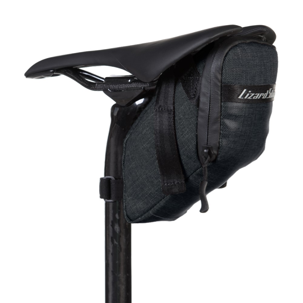Torebka podsiodłowa LIZARDSKINS MEGA CACHE SADDLE BAG jet black rozmiar XL (DWZ)