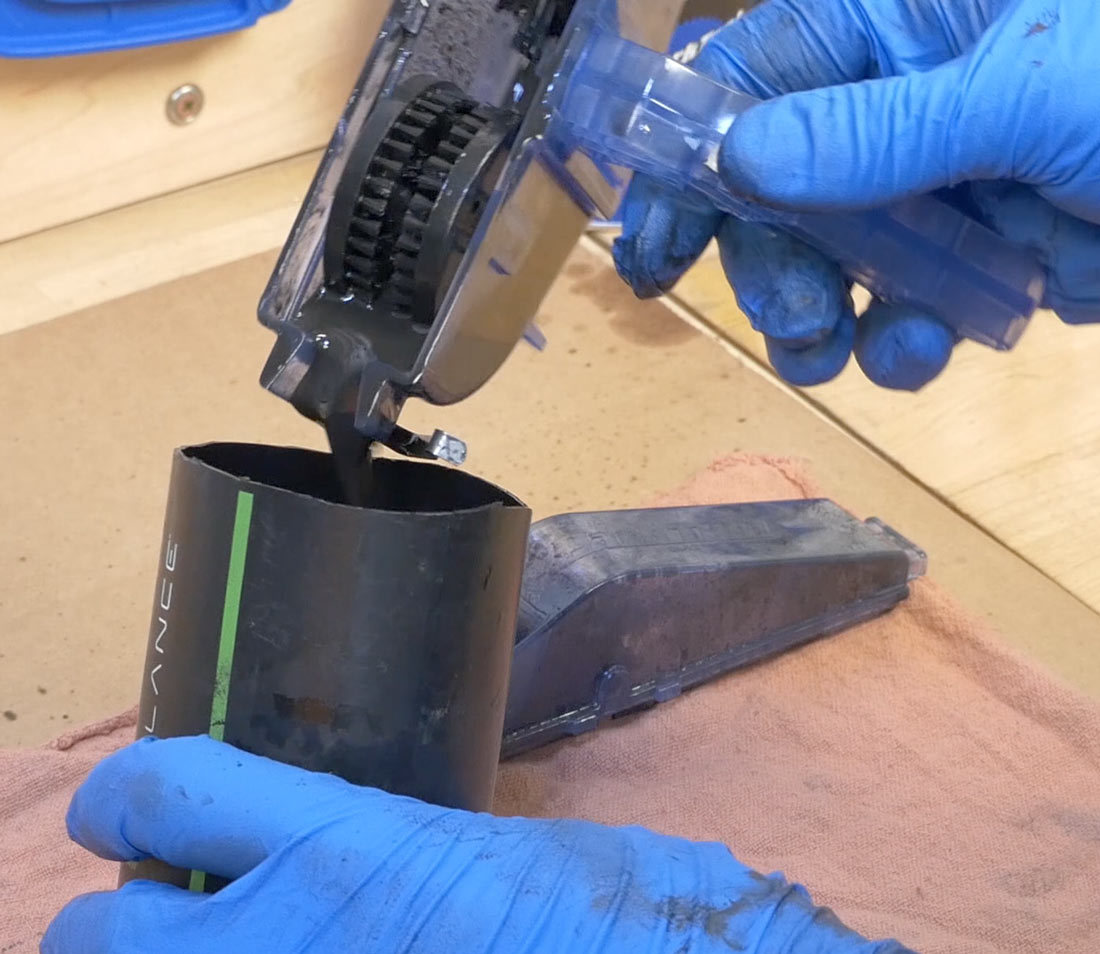 Pour out dirty solvent