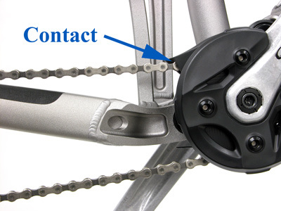 Chain contact with guide should be corrected