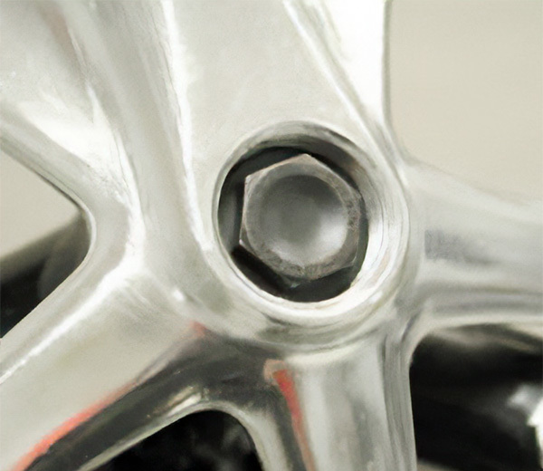 Hex head bolt