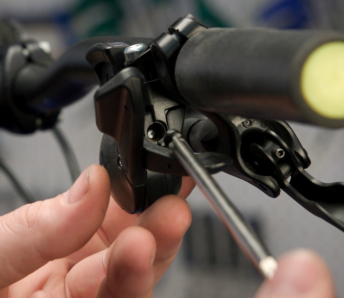 Trigger Shifters Shimano Access Screw