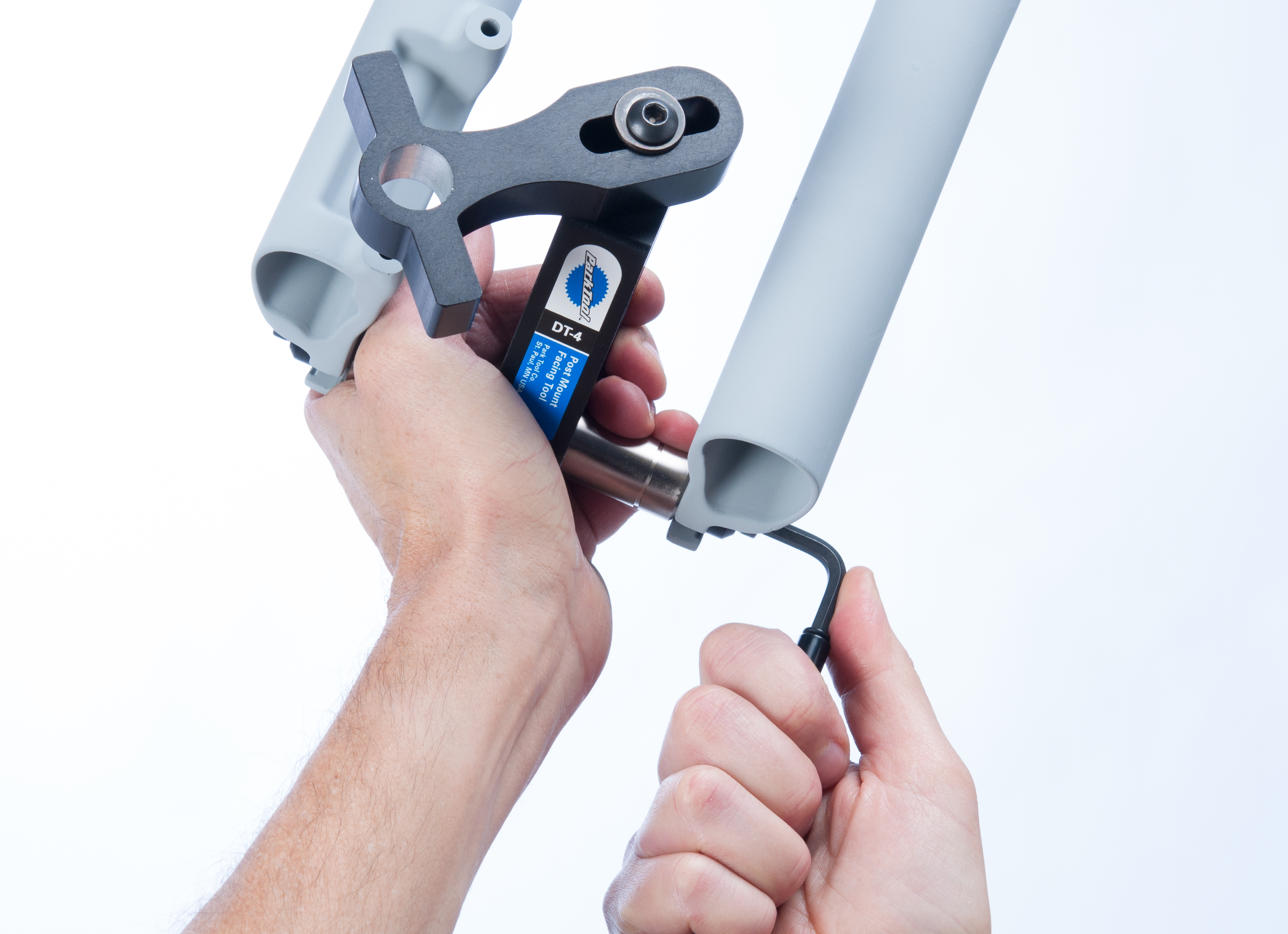 Figure 6. Install and secure DT-4
