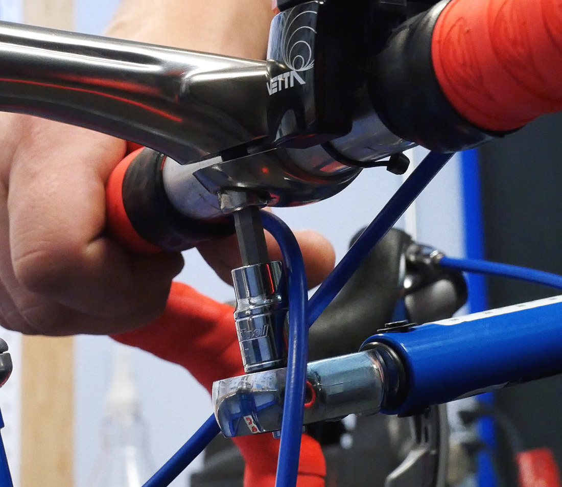 Quill Stem Compression Slot Torque