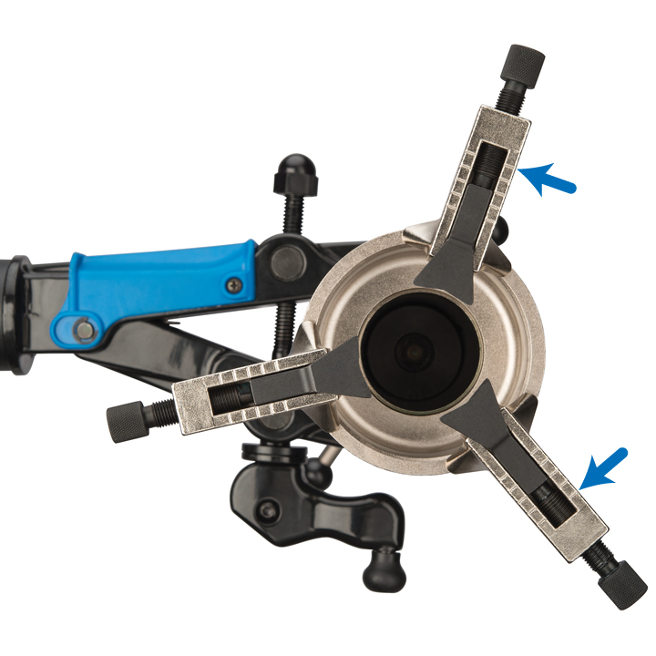 Figure 1. Blades on CRP-2 and witness marks for positioning reference