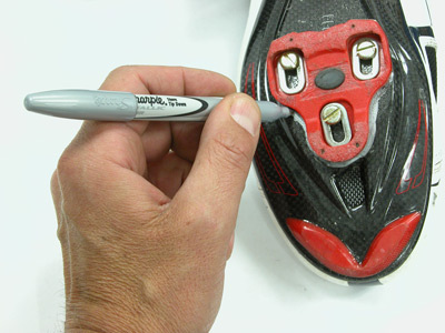 Figure 7. Mark the old position with a contrasting color of the shoe sole