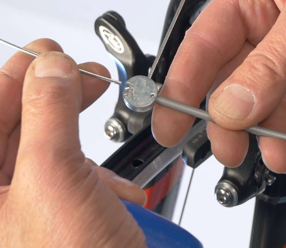 Feed primary wire through link unit