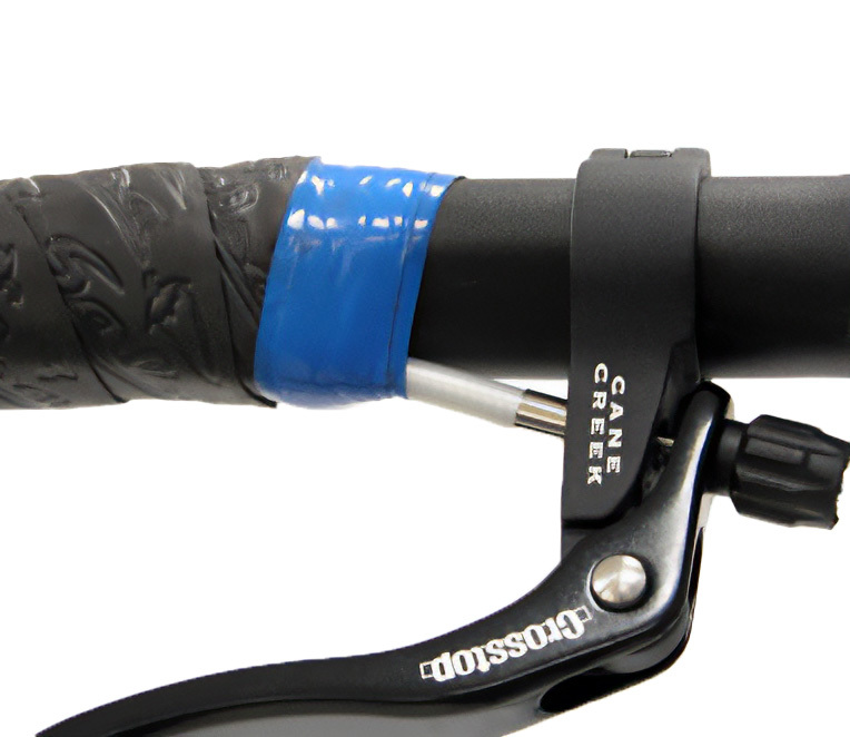 Figure 8. Allow the housing to reach the stop in brake lever