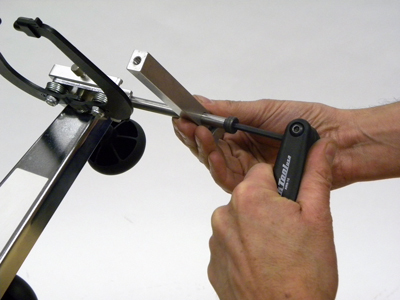 Figure 5. Secure shoulder bolt with lateral bracket in place